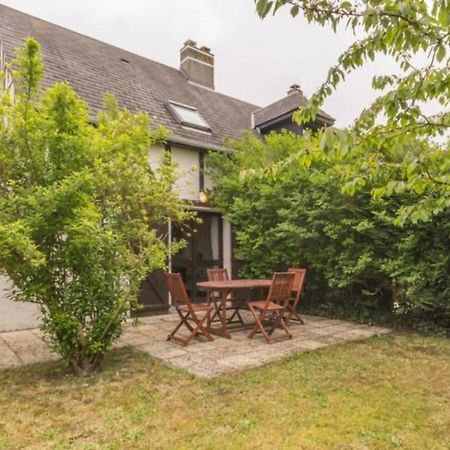 Nice House In A Residence With Swimming Pool Cabourg Bagian luar foto